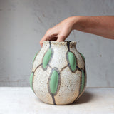 Link  - Pod Vase