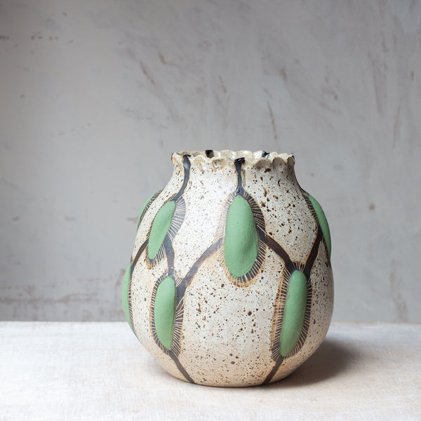 Link  - Pod Vase