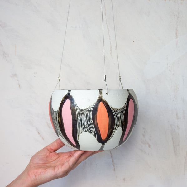 SECOND - LINK HANGING PLANTER
