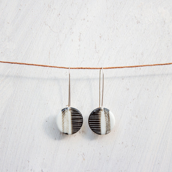 Neenish Tart little disc earrings - Black