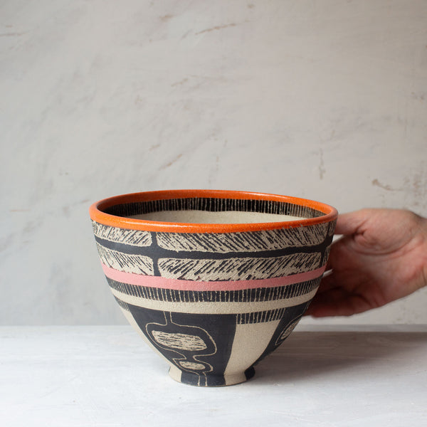 Linked - Rounded Bowl