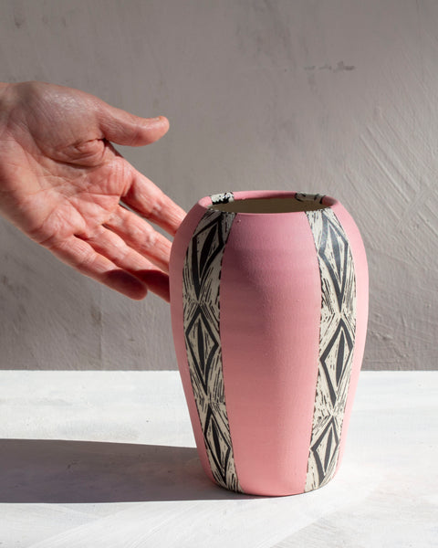 Pink Diamond - Enclosed Vase
