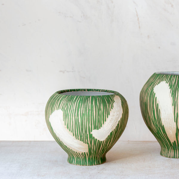 Stripey Slip Brushstrokes - Squat Tulip Vessel