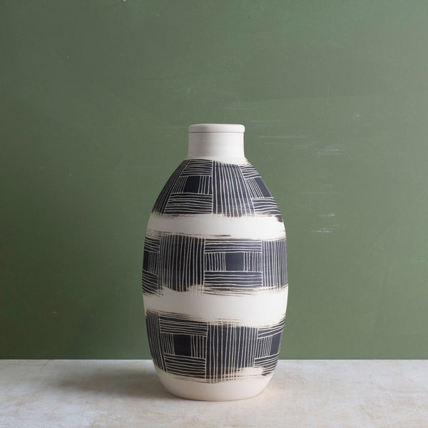 Textured Linear Stripe - Lidded Bottle