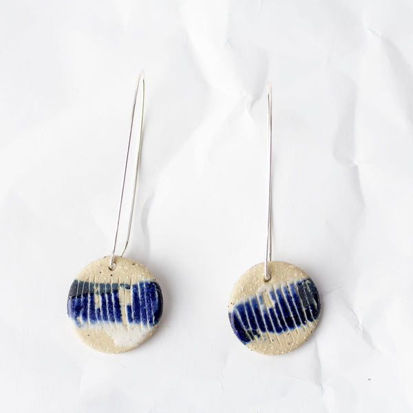 Stripe Band little disc earrings - Blue Steel