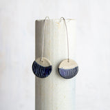 Half Moon little disc earrings - Blue Steel