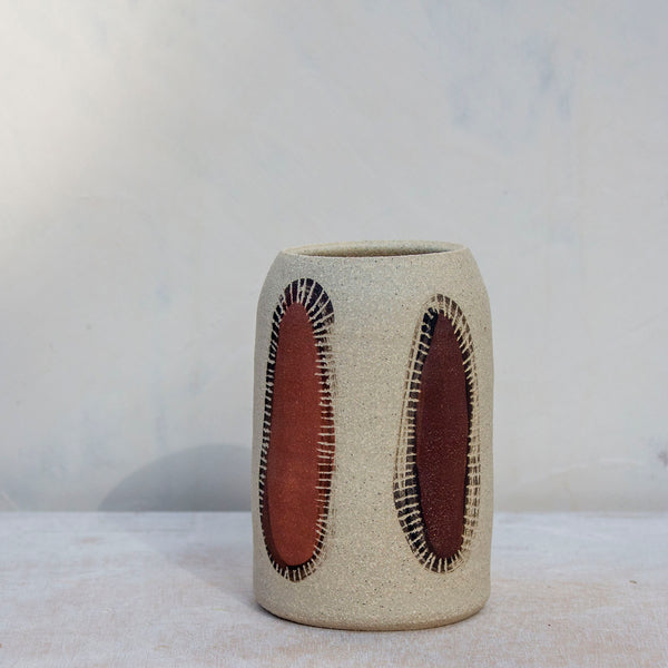Opening - Enclosed little Vase