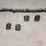 Arrow little disc earrings - Black & Moss