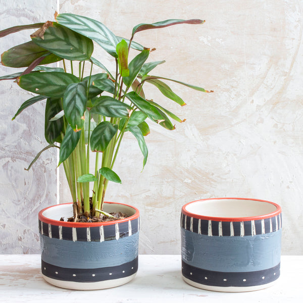 Textured Tracks Little Planter  - Black, Grey & Indian Red